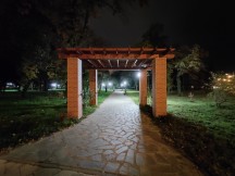 Night Mode samples from the ultrawide - f/2.2, ISO 4931, 1/9s - Poco F4 GT long-term review