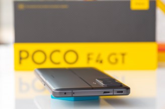 Top speaker - Poco F4 GT review