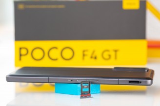 Card tray - Poco F4 GT review