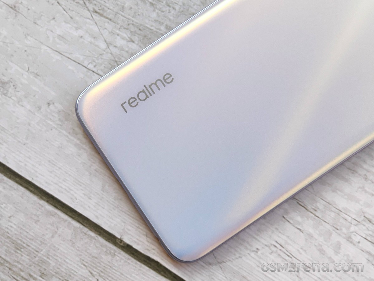 Realme 9 5G Speed edition hands-on review -  tests