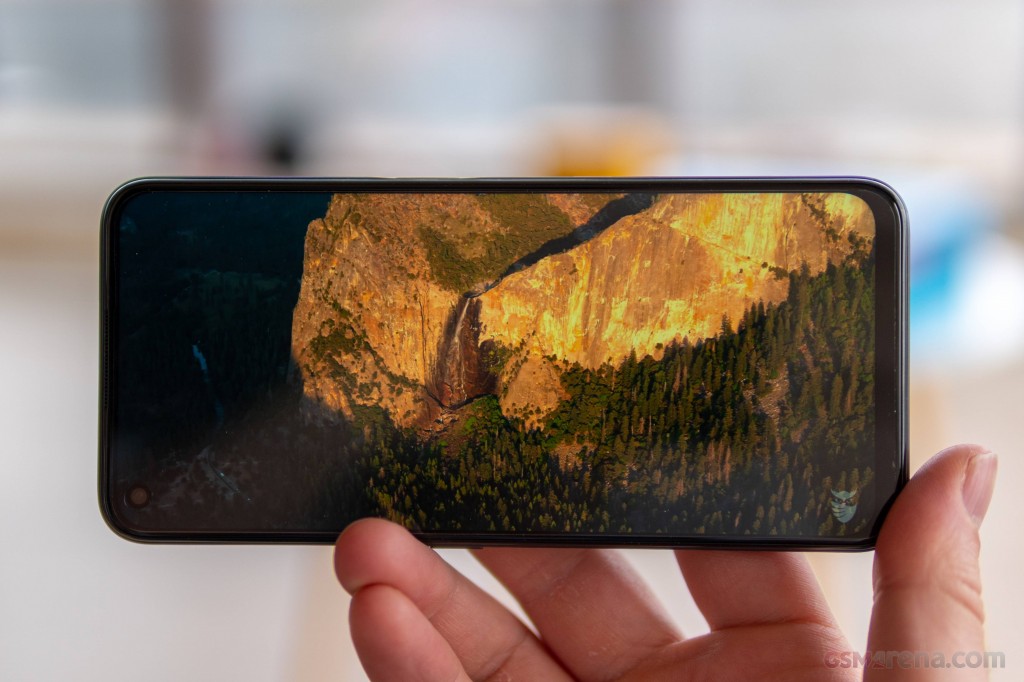 Realme 9 Pro pictures, official photos