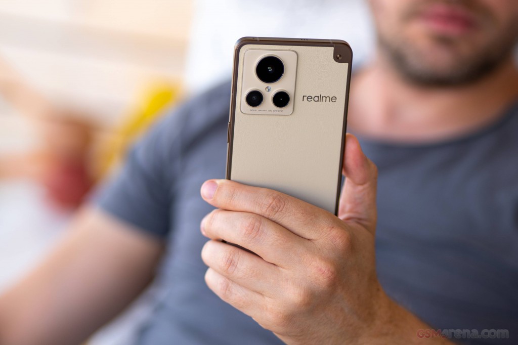 Realme GT2 Explorer Master pictures, official photos