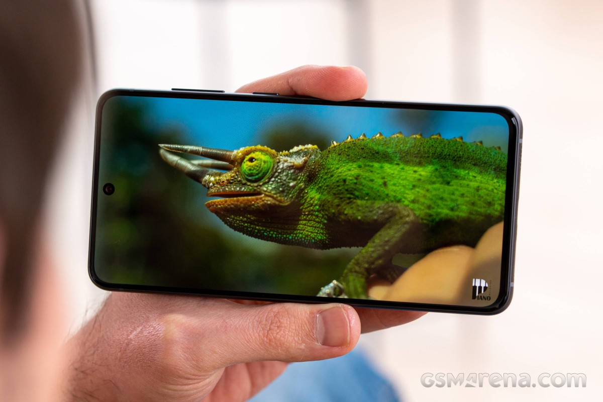 Test Vivo V23 5G : le smartphone caméléon