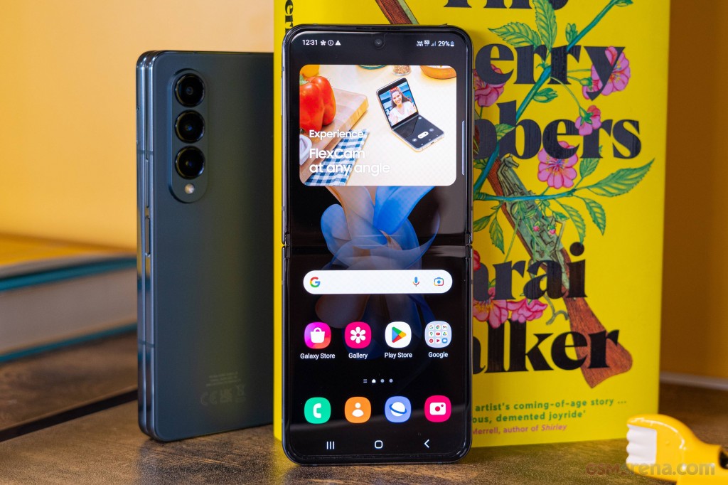 Samsung Galaxy Z Flip4