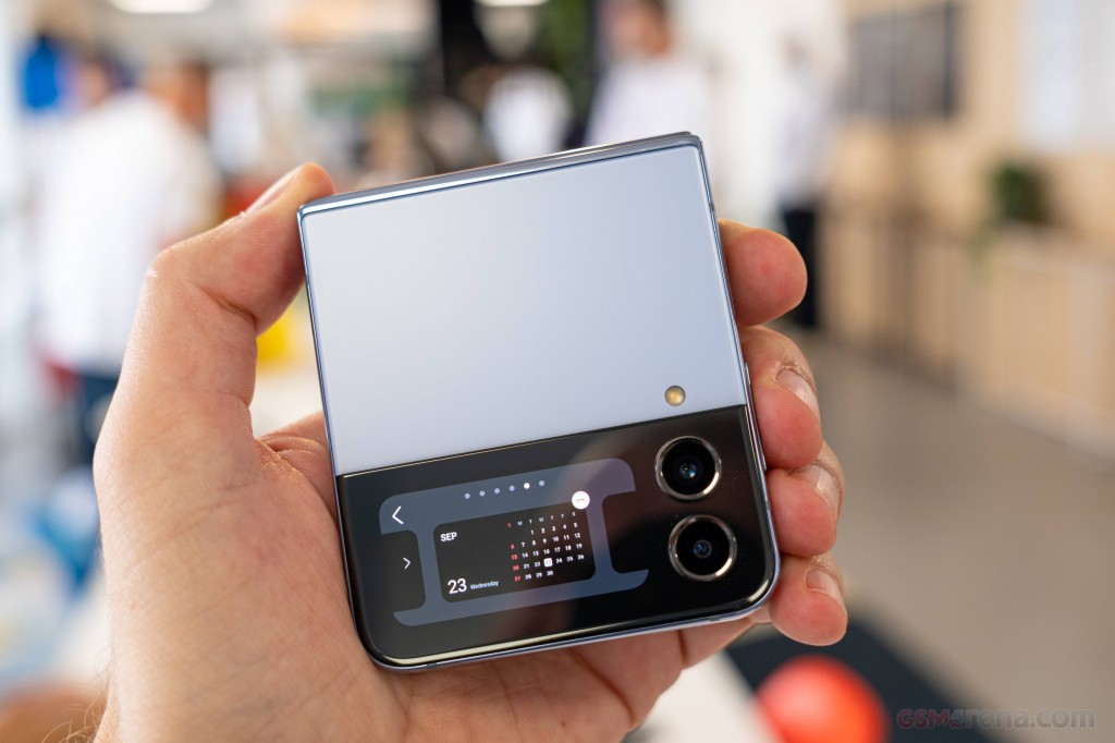 Samsung Galaxy Z Flip4