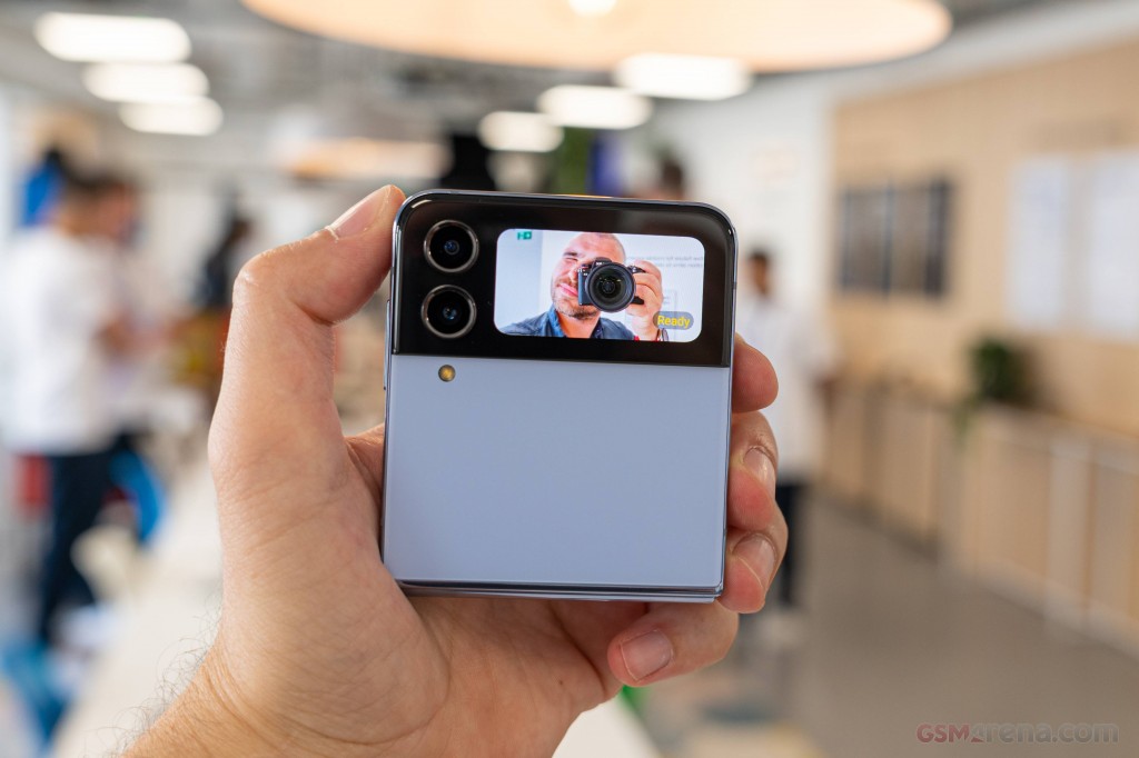 Samsung Galaxy Z Flip4