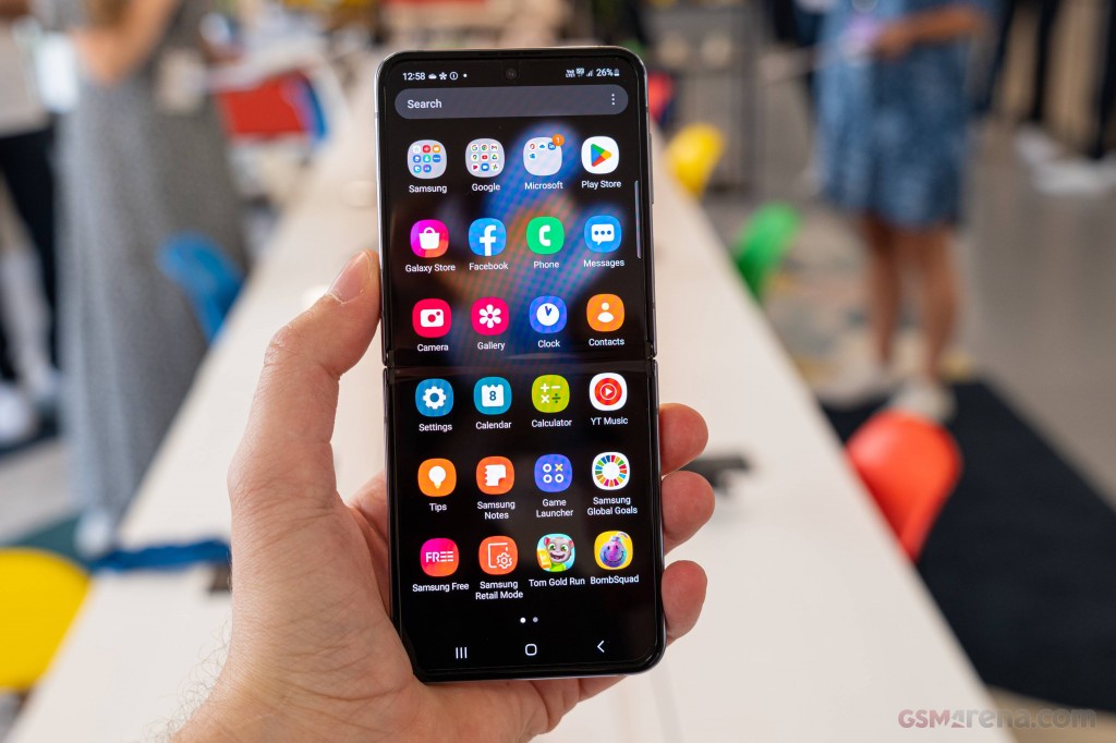 Samsung Galaxy Z Flip4