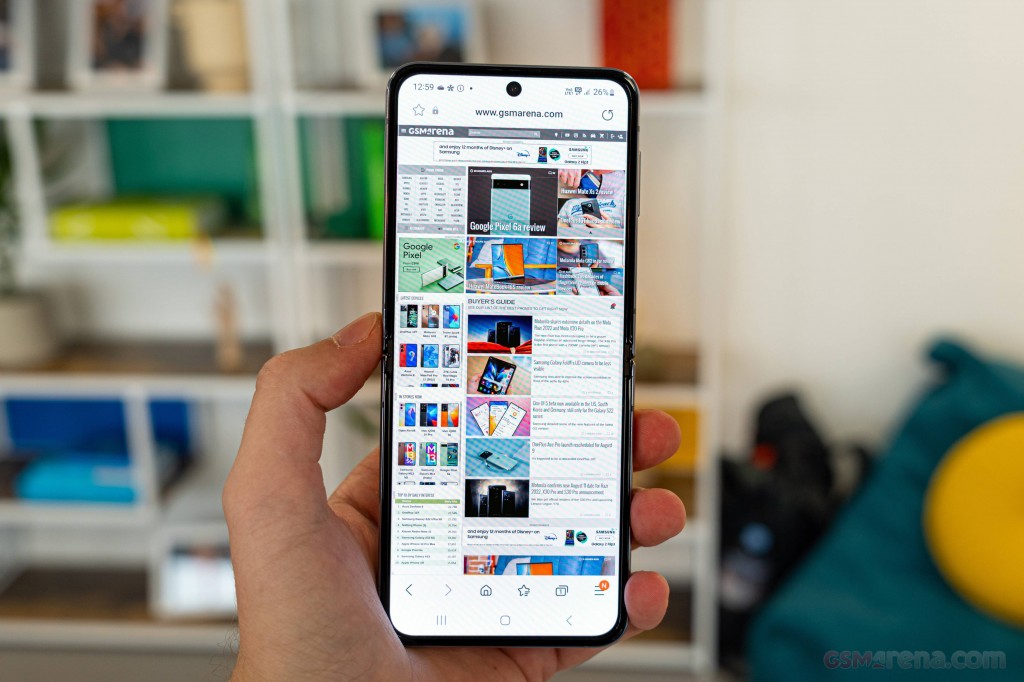 Samsung Galaxy Z Flip4