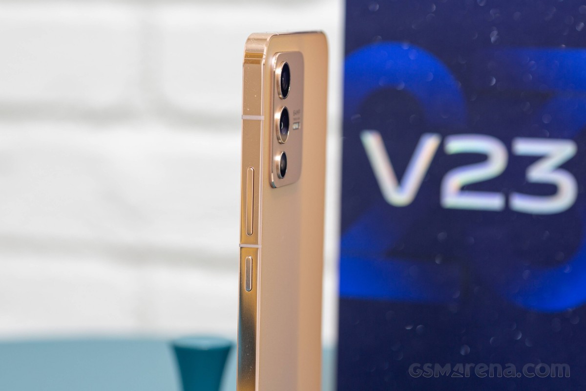 Vivo V23 5G Durability Test - Phone with Aerospace Tech