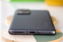 SIM tray on the bottom - Xiaomi 12 Pro review