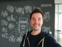 Selfies: Portrait - f/2.5, ISO 413, 1/60s - Xiaomi 12 review