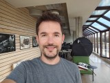Selfie samples - f/2.2, ISO 115, 1/100s - Xiaomi 12T Pro review