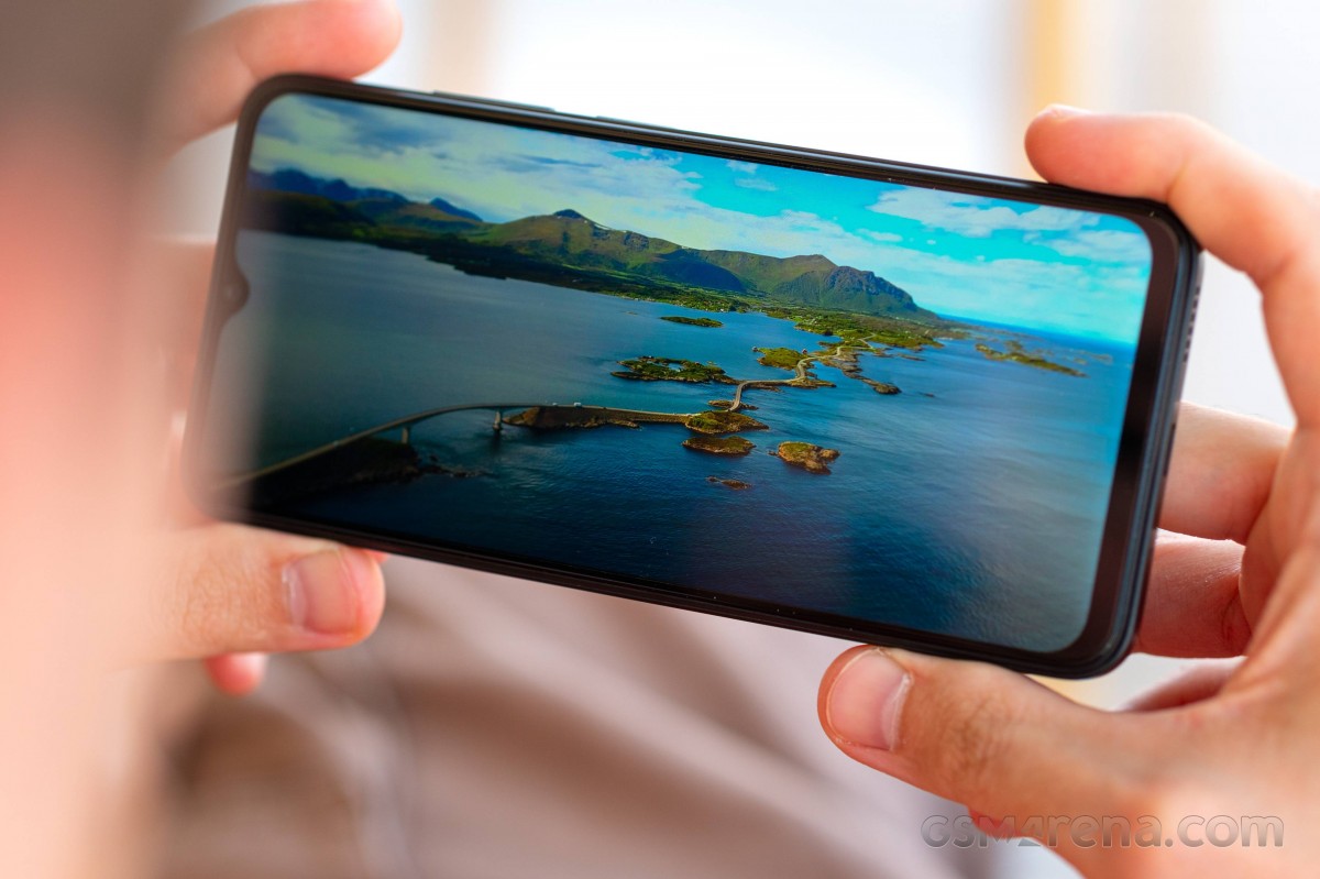 POCO M4 Pro 5G review: mid-ranger with 90 Hz and stereo