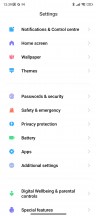 Home screen, recent apps, settings menu - Xiaomi Poco M5 review