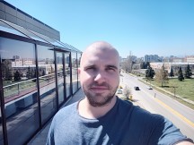 Selfie samples - f/2.0, ISO 100, 1/815s - Zte Nubia Red Magic 7 Pro review