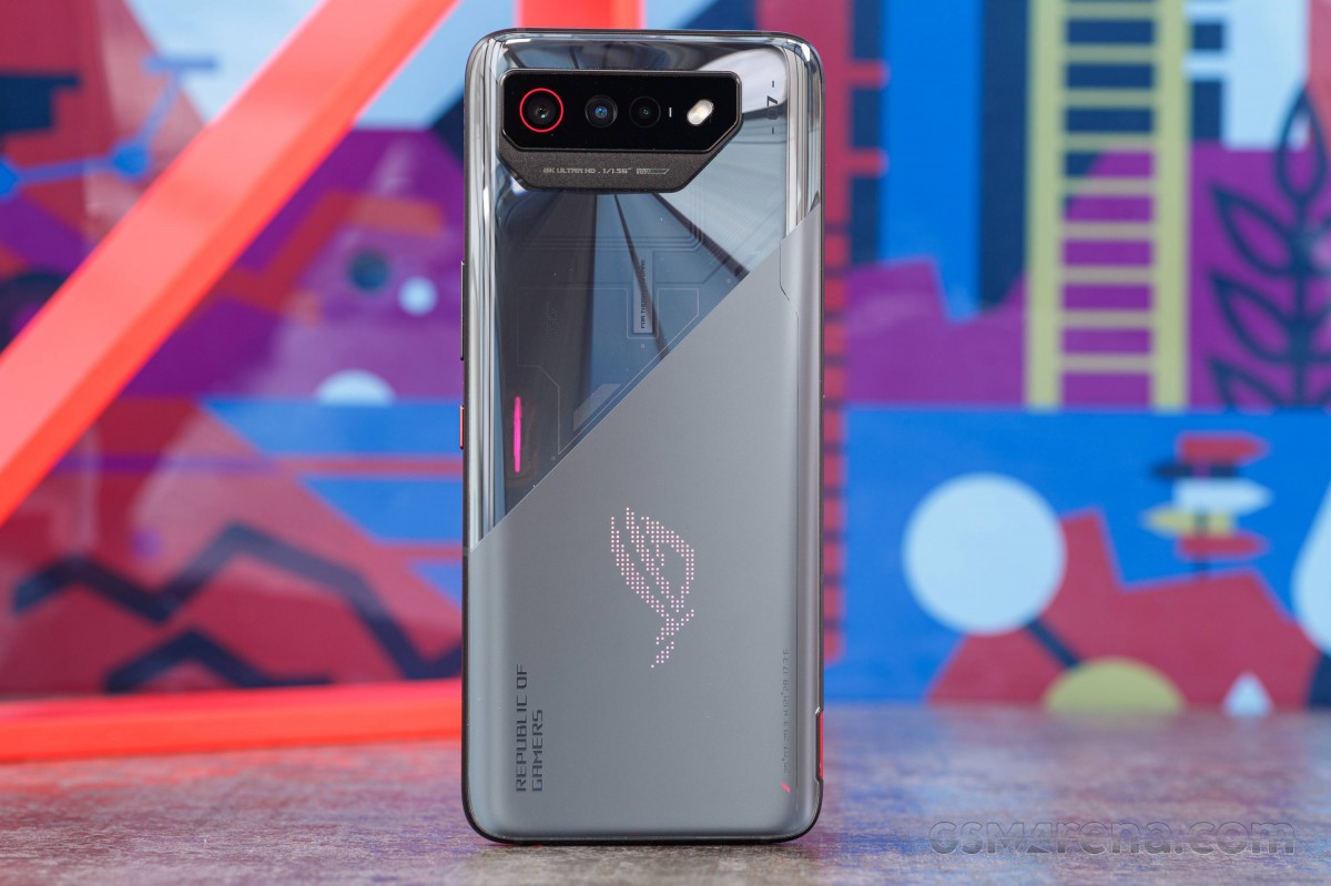 Asus ROG Phone 7 review: Pint-sized power - Dexerto