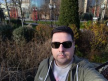 Selfies, day and night, Portrait mode off/on - f/2.5, ISO 26, 1/257s - Asus Zenfone 9 long-term review