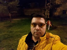 Selfies, day and night, Portrait mode off/on - f/2.5, ISO 576, 1/14s - Asus Zenfone 9 long-term review