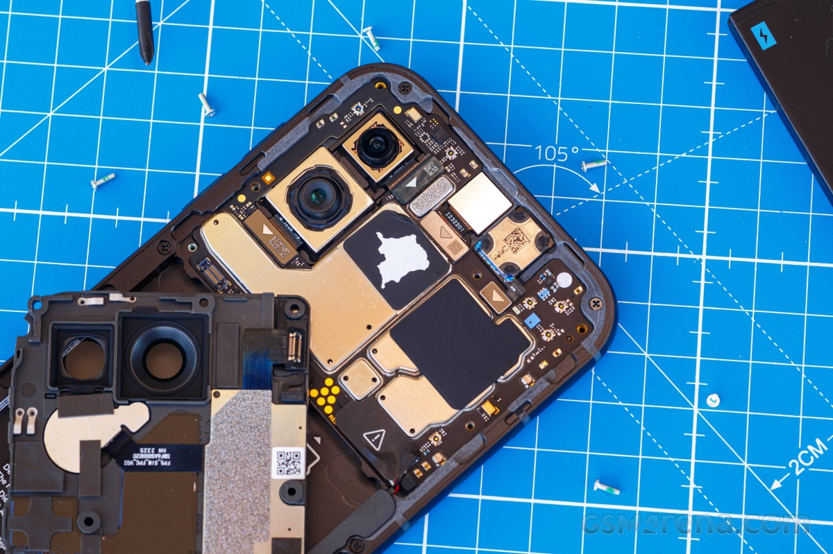 Fairphone 5 hands-on preview: all you need is a screwdriver - PhoneArena