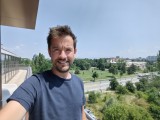 Selfie samples, W - f/2.4, ISO 50, 1/571s - Huawei nova 11 Pro review