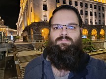 Infinix Note 30: 16MP selfie camera night mode LED samples - f/2.0, ISO 1305, 1/20s - Infinix Note 30 review