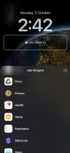 Lockscreen and customization - iPhone 15 Plus review