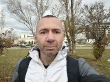 Selfies, 16MP - f/2.5, ISO 50, 1/1026s - iQOO 12 review