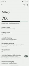 Battery features - Motorola Edge 40 Neo review