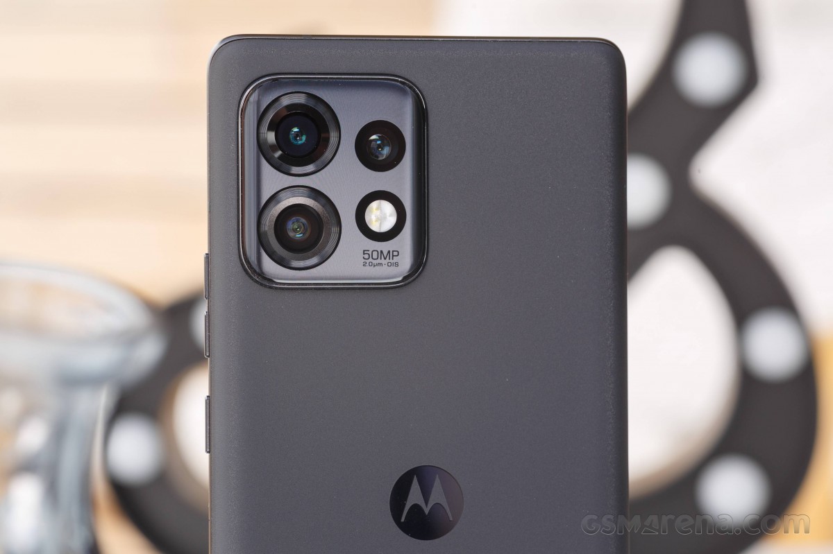 Motorola Edge 40 Pro pictures, official photos