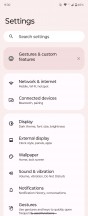 Home screen, recent apps, notification shade, settings menu - Motorola Razr 40 Ultra review