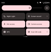 External display home screen, recent apps, notification shade - Motorola Razr 40 Ultra review