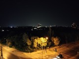 دید در شب خاموش، دوربین اصلی - f/1.7، ISO 16370، 1/10s - بررسی Motorola Razr 40