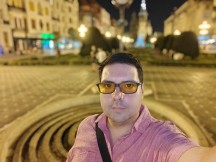 Selfie samples, day and night, Portrait mode off/on - f/4.5, ISO 1250, 1/20s - OnePlus 11 long-term review