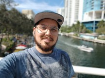 Selfies, front camera (portrait) - f/4.5, ISO 100, 1/2051s - OnePlus 11 review