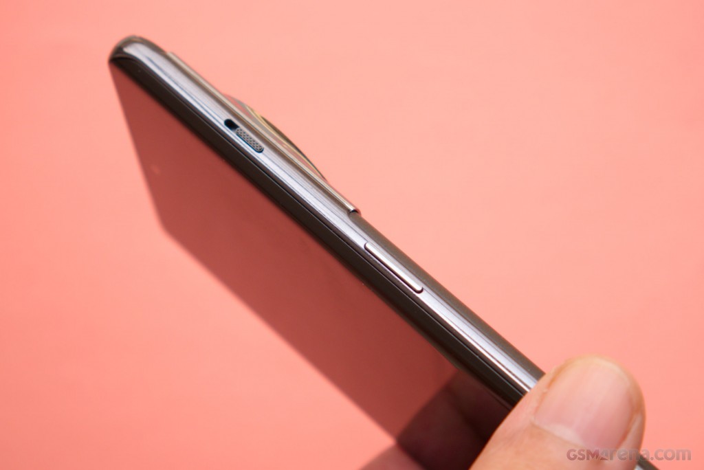 OnePlus 11R pictures, official photos