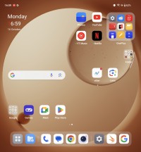 Main home screen - Oneplus Open review