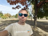 Selfies with main camera - f/1.8, ISO 50, 1/1498s - Oppo Find N3 Flip review