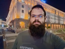 Oppo Reno10: 32MP Night mode selfie samples - f/2.4, ISO 9098, 1/8s - Oppo Reno10 review