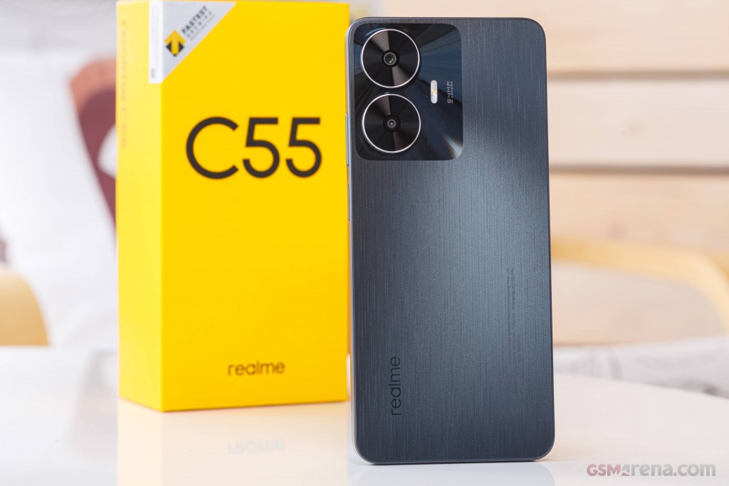 Realme C55 pictures, official photos