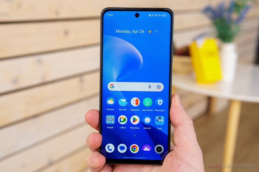Realme C55 pictures, official photos