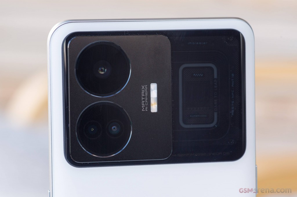Realme GT3 pictures, official photos