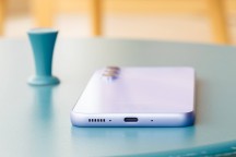 Bottom speaker - Samsung Galaxy A54 review