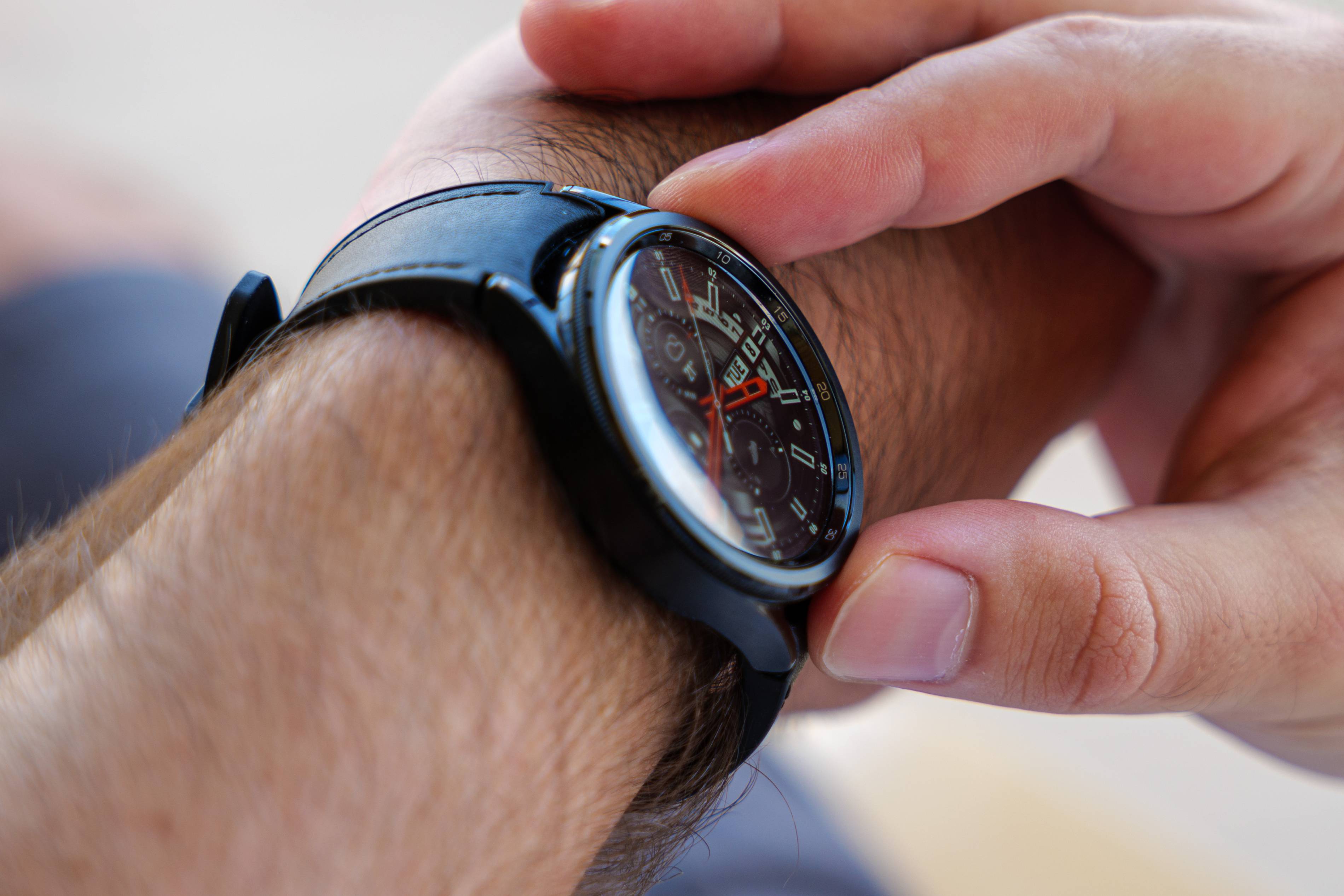 Обзор Samsung Galaxy Watch6 Classic