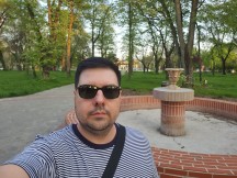 Flip4: Selfies - f/2.4, ISO 64, 1/100s - Samsung Galaxy Z Flip4 vs. Oppo Find N2 Flip long-term review