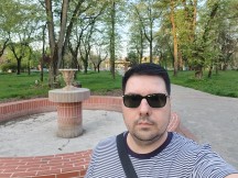 N2 Flip: Selfies - f/2.4, ISO 117, 1/33s - Samsung Galaxy Z Flip4 vs. Oppo Find N2 Flip long-term review