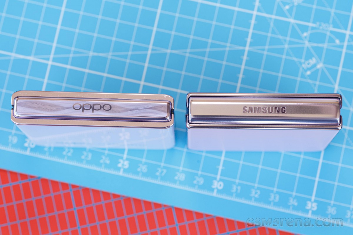 Samsung Galaxy Z Flip4 vs. Oppo Find N2 Flip long-term review