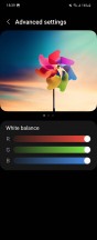Flip4: Screen mode settings - Samsung Galaxy Z Flip4 vs. Oppo Find N2 Flip long-term review