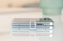 SIM tray - Samsung Galaxy Z Flip5 review