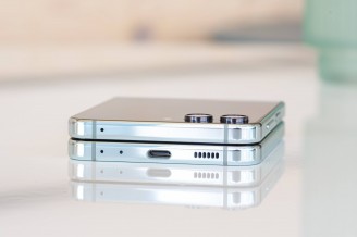 اسپیکر پایین - بررسی Samsung Galaxy Z Flip5