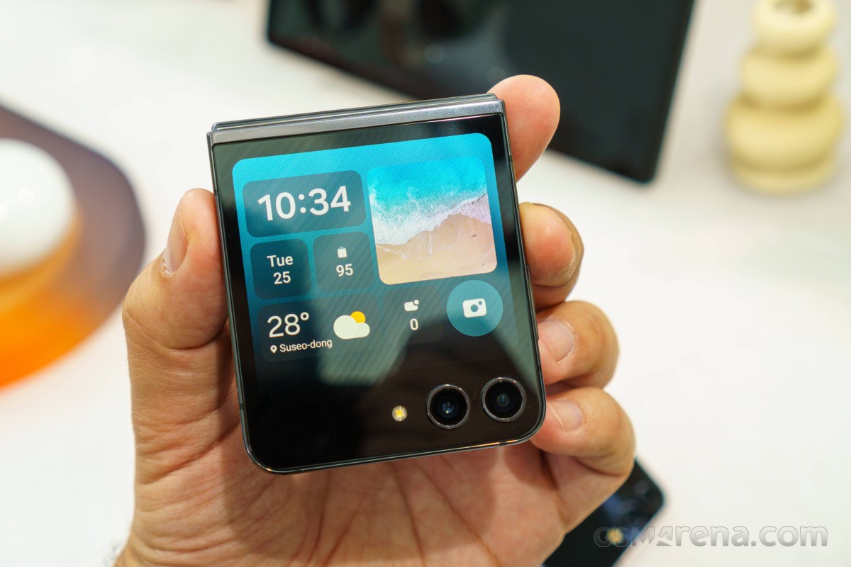Samsung Galaxy Z Flip5 hands-on review